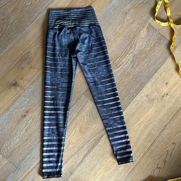 Vintage NIYAMA SOL Granite Stripe Barefoot Leggings